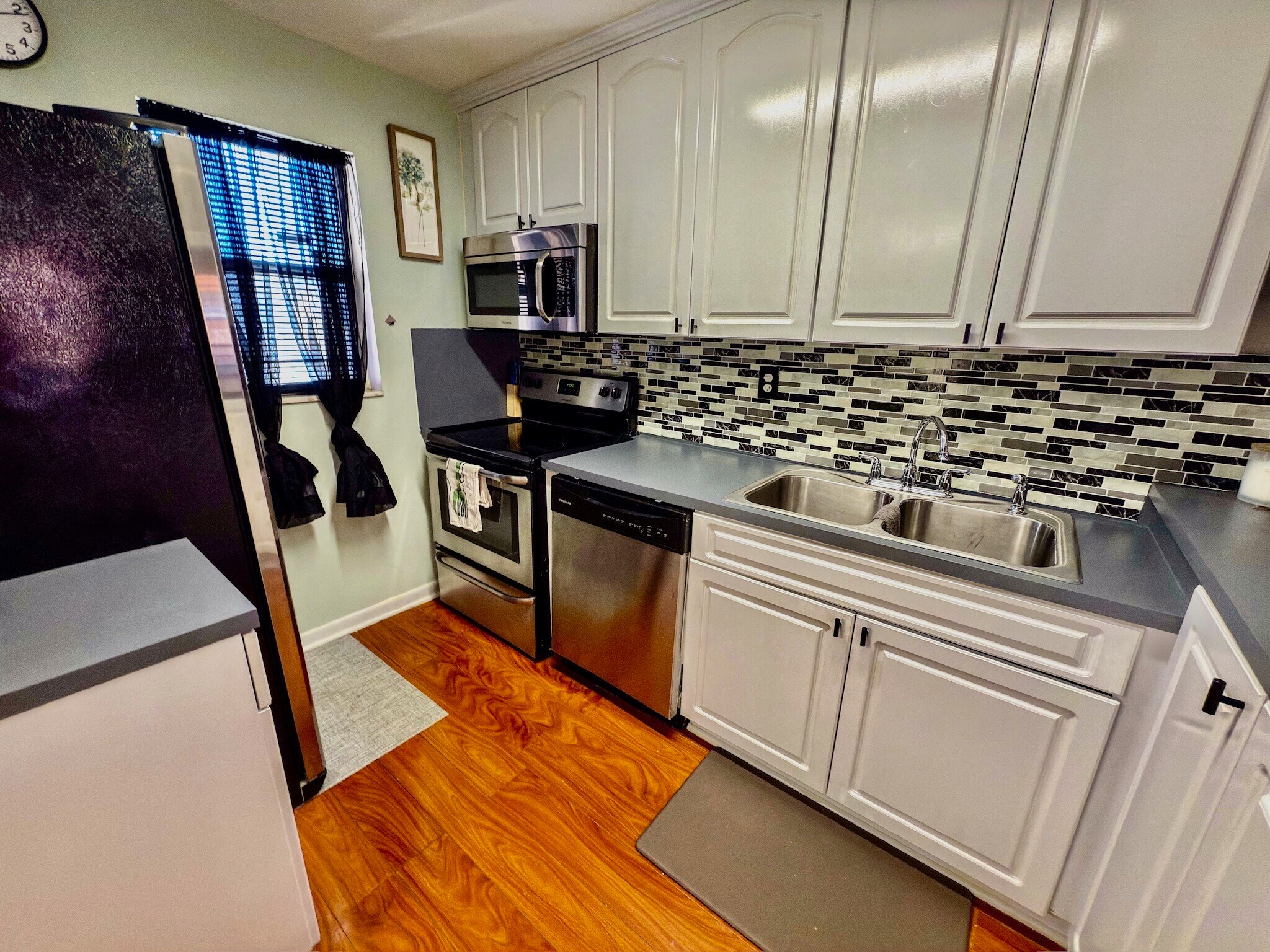 Building Photo - 7610 Stirling Rd