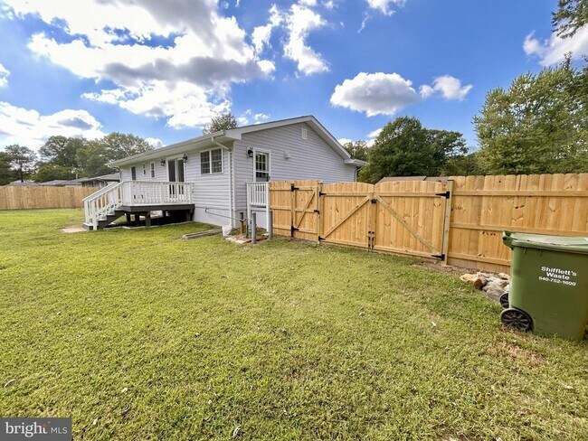 Building Photo - 3108 Waverly Dr