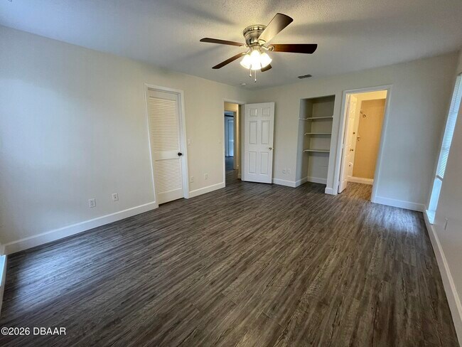 Building Photo - 90 Hickory Hills Cir