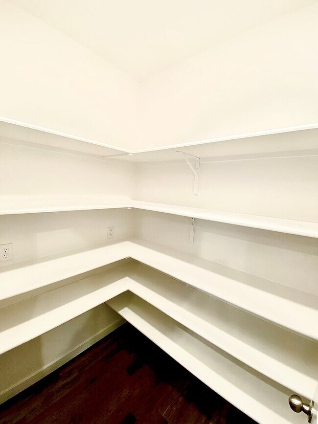 Building Photo - Beautiful 4 Bedroom, 4 Car Garage With Small Trailer Parking in Star - Available NOW