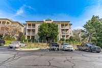 Building Photo - 1067 Gardenview Loop
