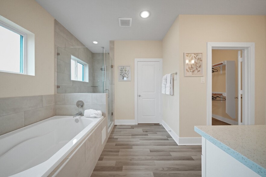 Building Photo - 6746 Del Rio St