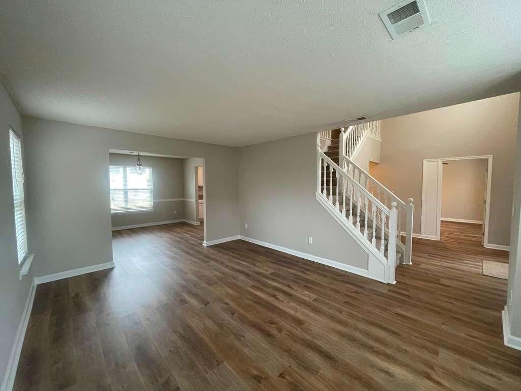 Building Photo - 408 Canoga Ct