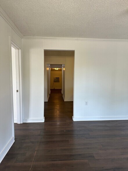 Building Photo - 4499 Hickory Nut Ridge Rd