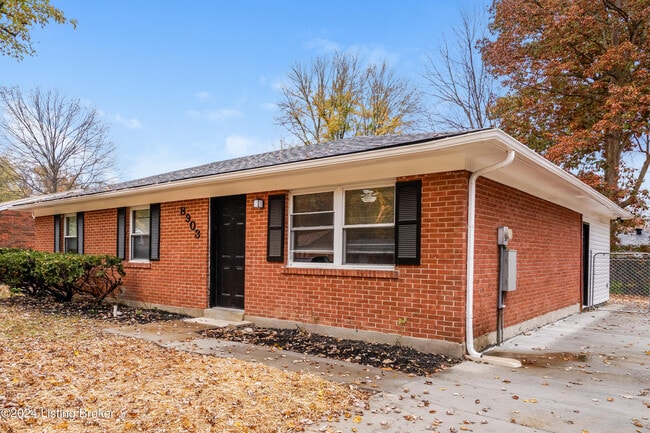 Building Photo - 8903 Willowcreek Dr