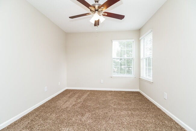 Building Photo - 202 Jack Patton Cove