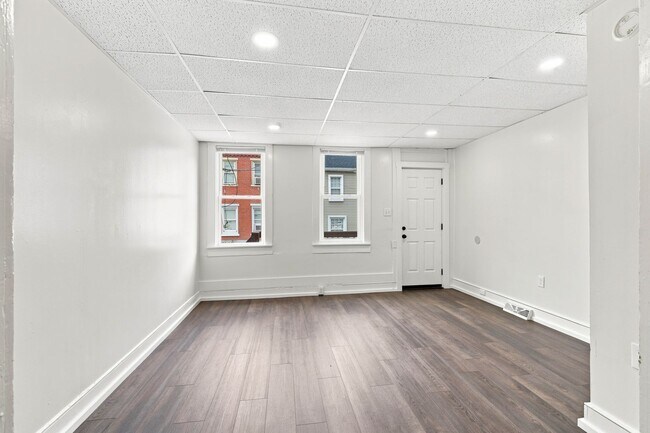 Building Photo - 405 Beaver St