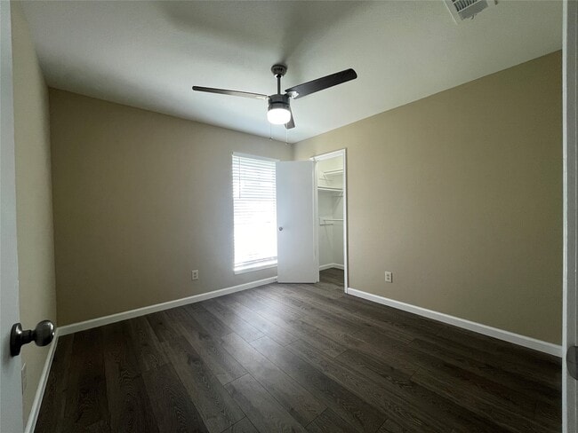 Building Photo - 3611 Shadow Trail