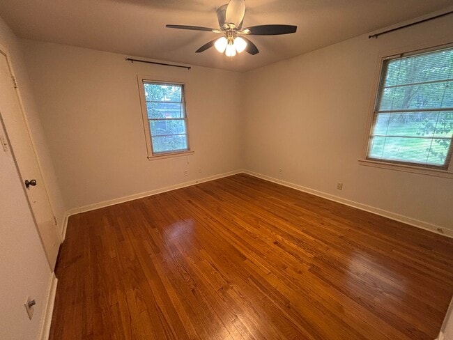 Building Photo - 9834 Cal Rd