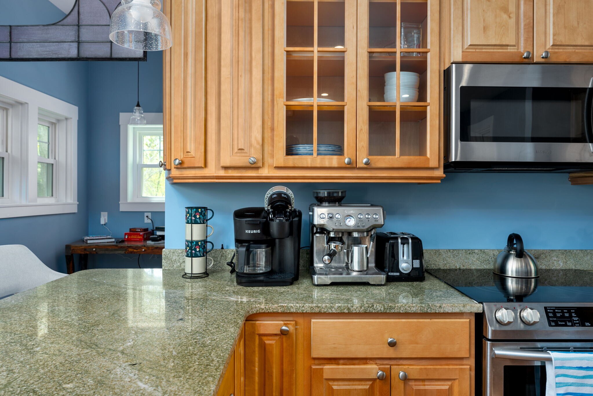 Building Photo - 211 Lewis Dr