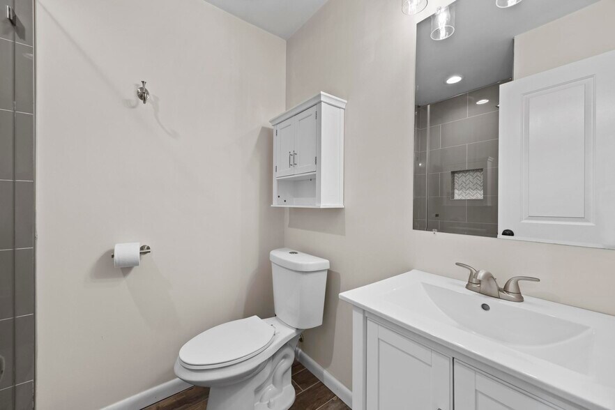 Building Photo - 8312 Savage Guilford Rd