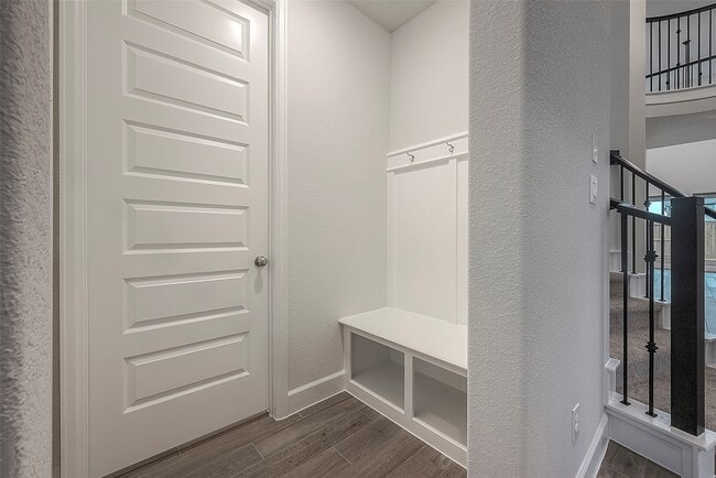 Building Photo - 5139 Albany Shores Ln