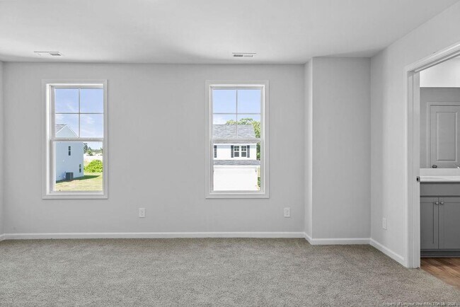 Building Photo - 814 Tori Dr