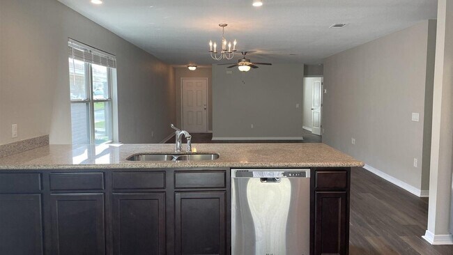 Building Photo - 10881 Chippewa Way