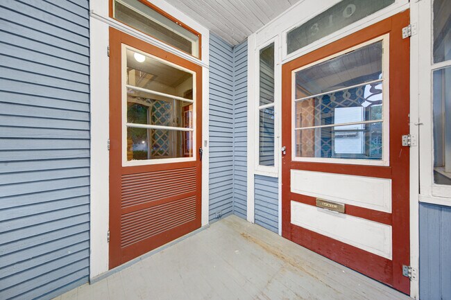 Building Photo - 310 Fulton St