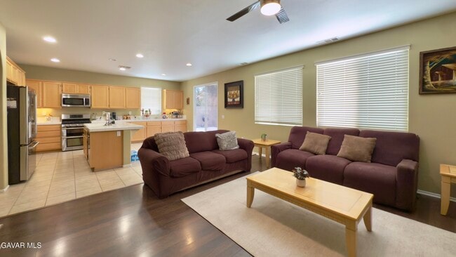 Building Photo - 2234 Avenida del Mar