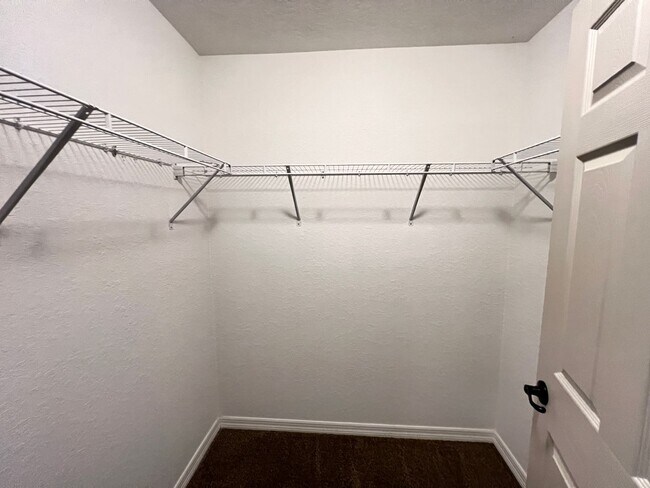 Building Photo - 3 BD/2BA Home in Beautiful Summerfield!!!