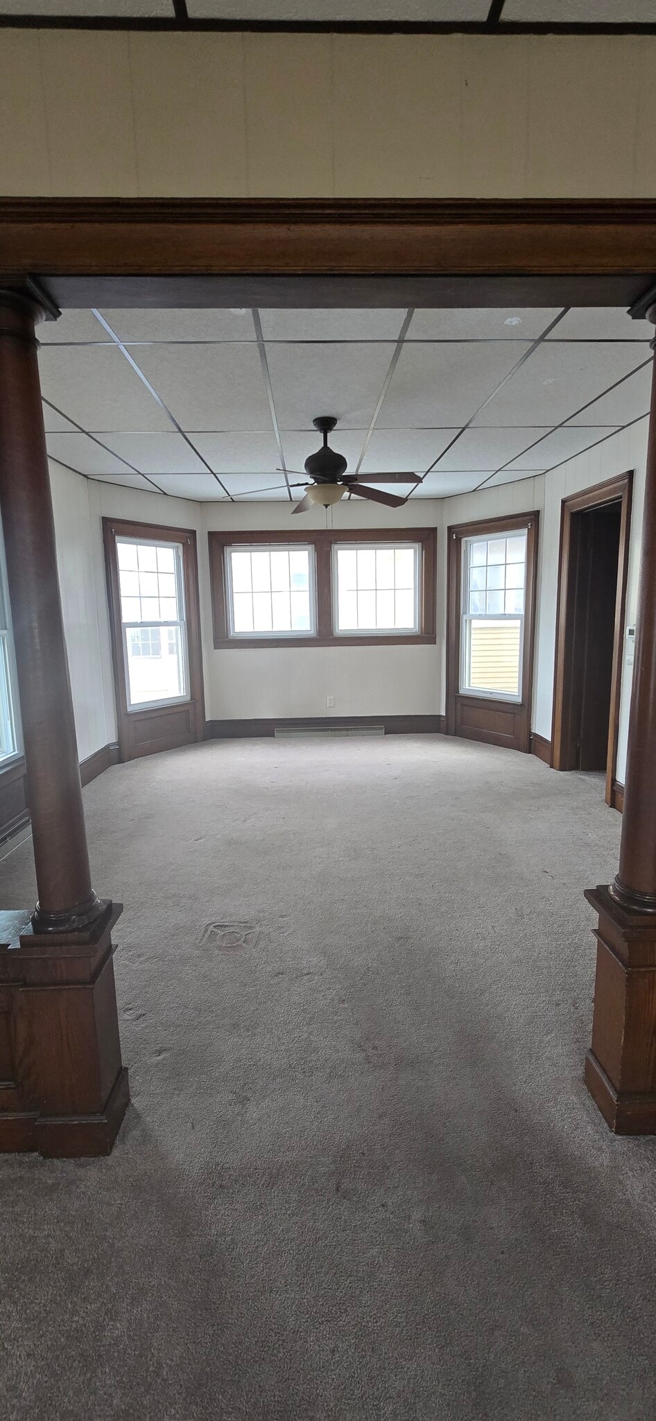 Building Photo - 161 Thayer St