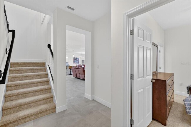 Building Photo - 6070 Sierra Crown St