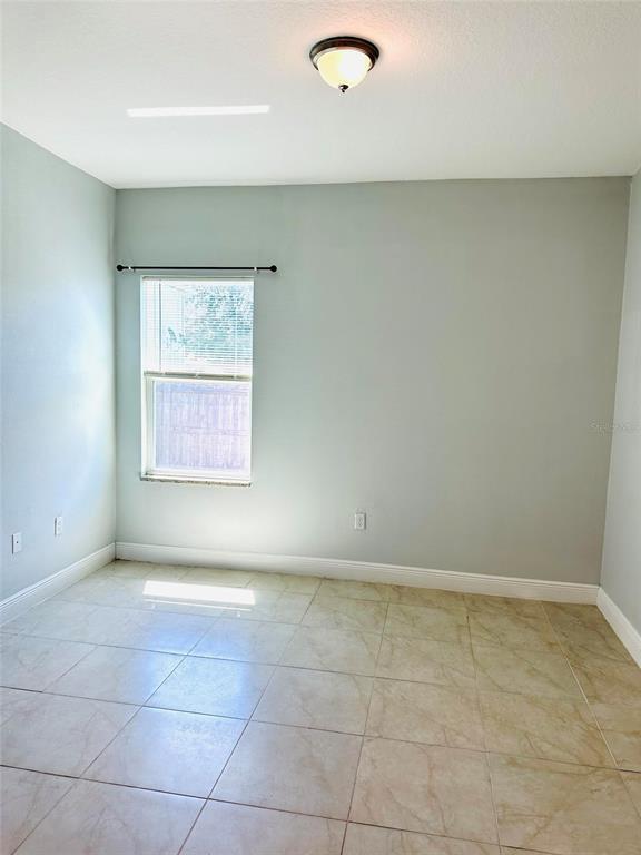 Building Photo - 702 Bluebill Pl