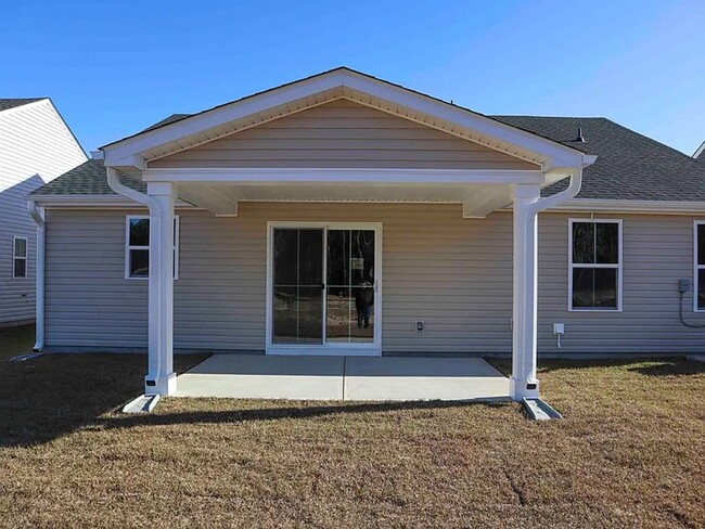 Building Photo - Beautiful New Home