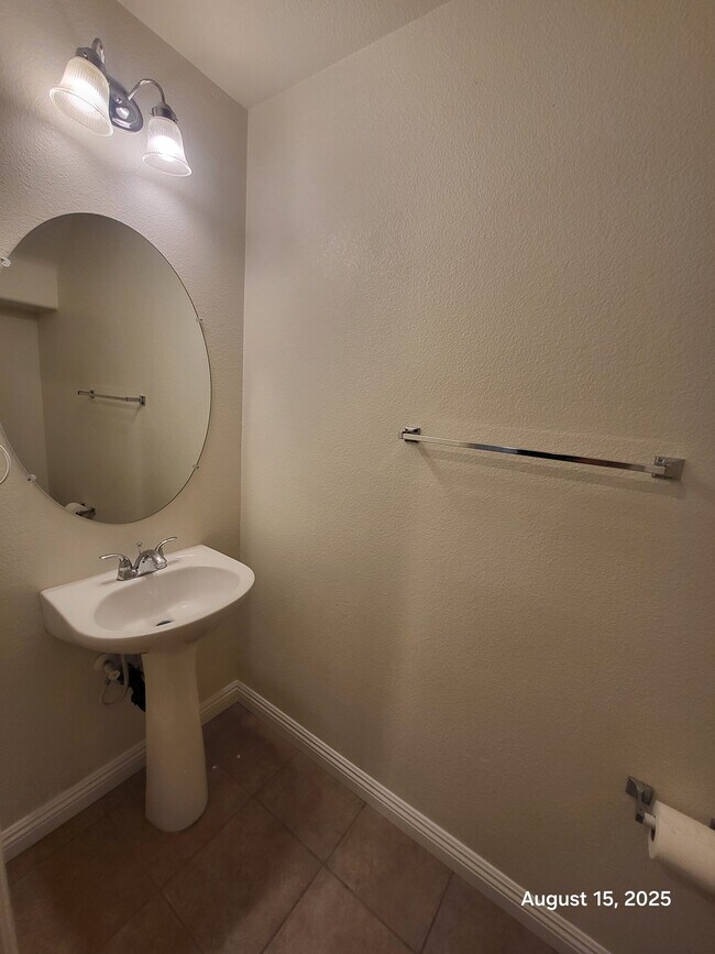 Building Photo - 7224 Dry Lake Ct