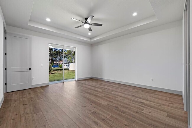 Building Photo - 11 Ethan Allen Dr