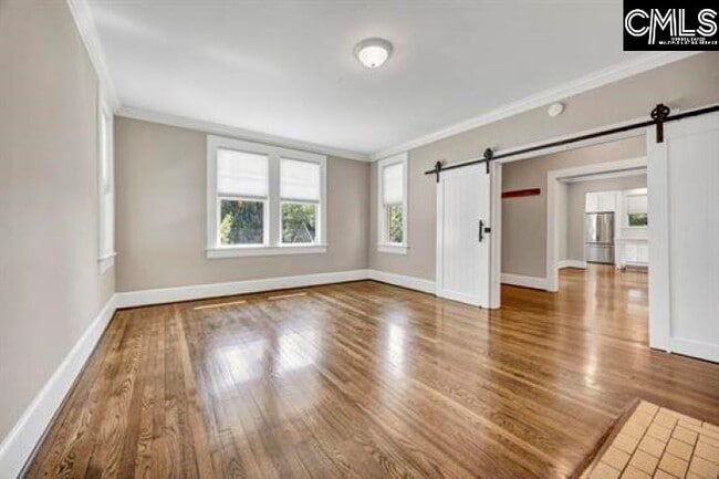 Building Photo - 1701 Pinewood Dr