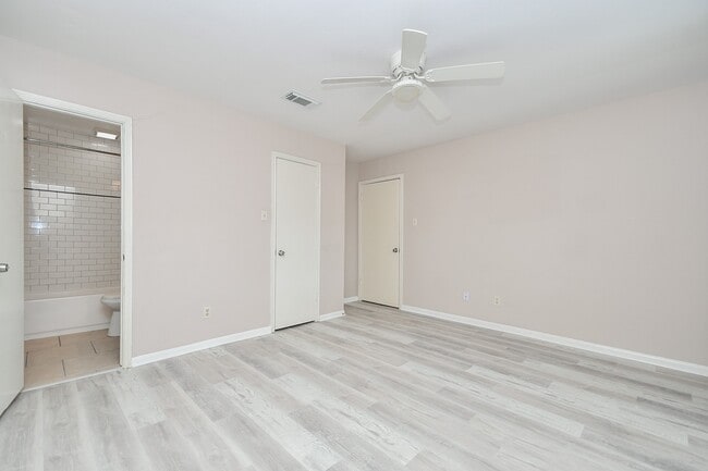 Building Photo - 12939 Westmere Dr
