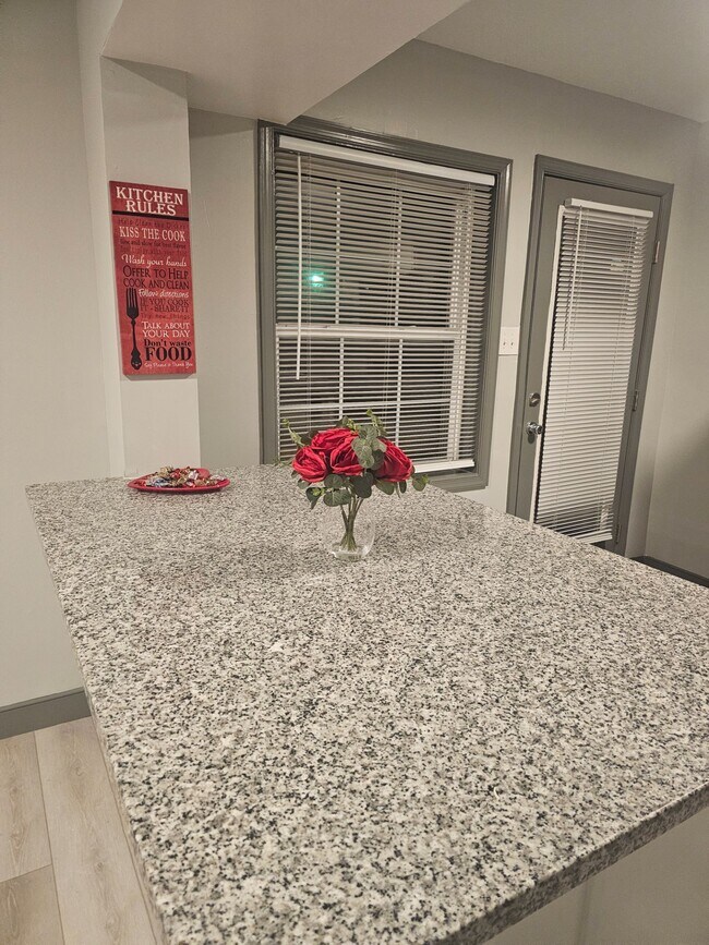 Floorplan - LIV Lakeview
