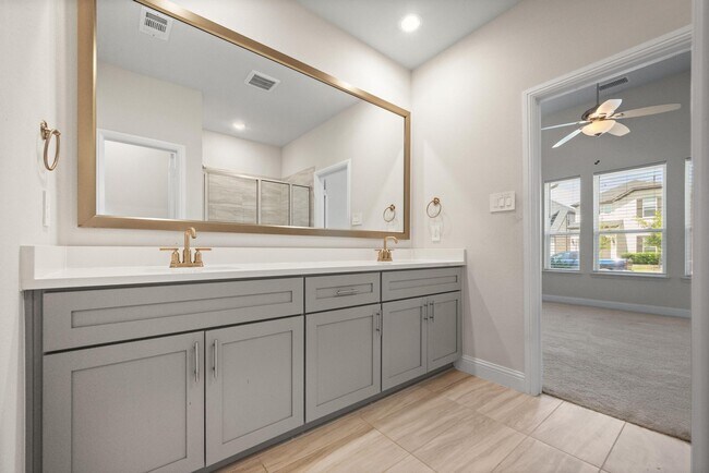 Building Photo - 10838 Downy Cup Dr