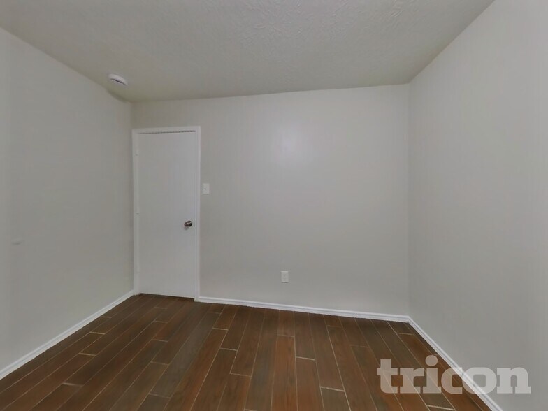 Building Photo - 7214 Winter Song Dr