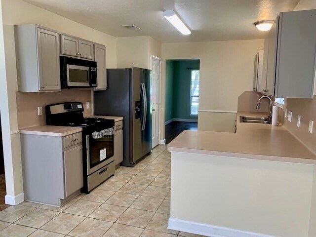 Building Photo - 2710 Fox Pitt Rd