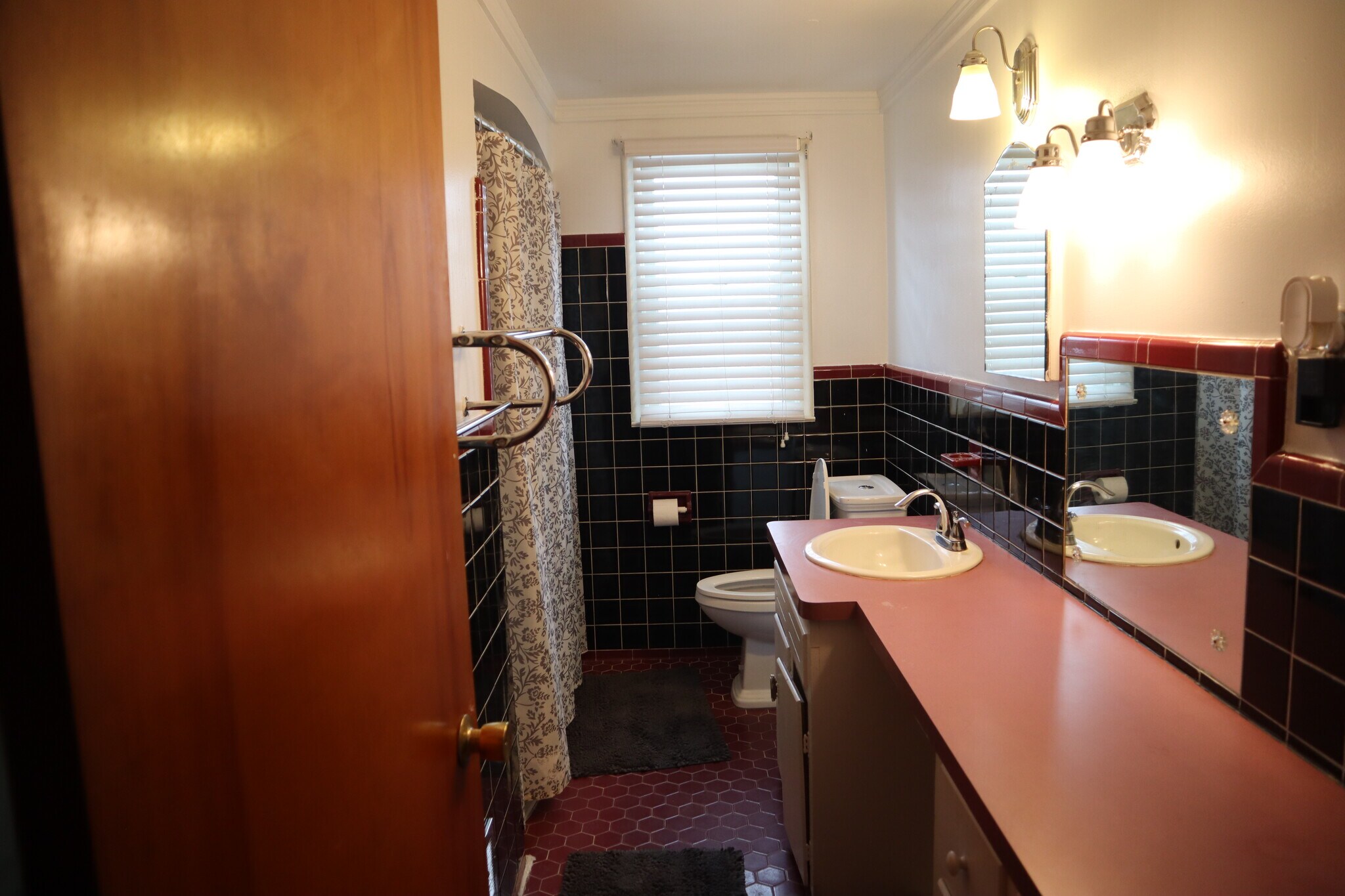 Bathroom - 1343 Pagel Ave