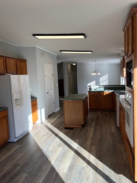 Building Photo - 2368 Beth Haven Church Rd