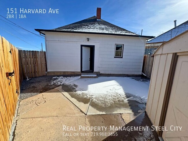 Building Photo - Charming 2-Bedroom Home with Modern Comfor...