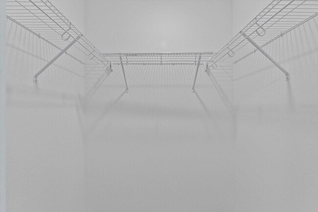 Building Photo - 12180 Wellen Golf St