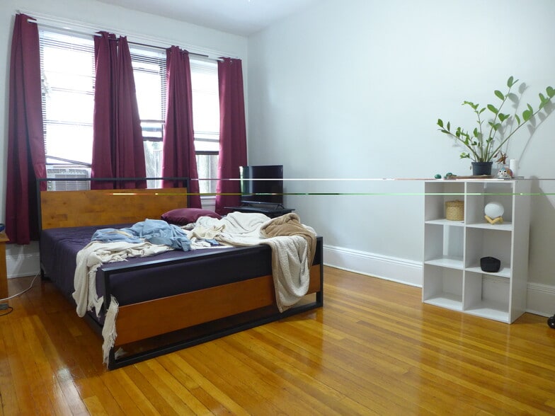 Building Photo - 6 Worthington St