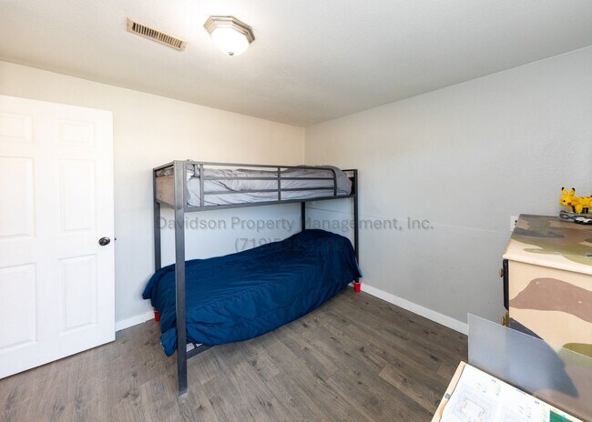 Building Photo - Cozy 3 Bedroom House in Southeast Colorado...