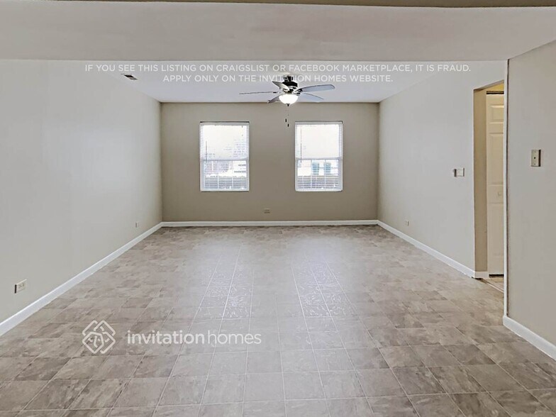 Building Photo - 21536 W Highland Dr