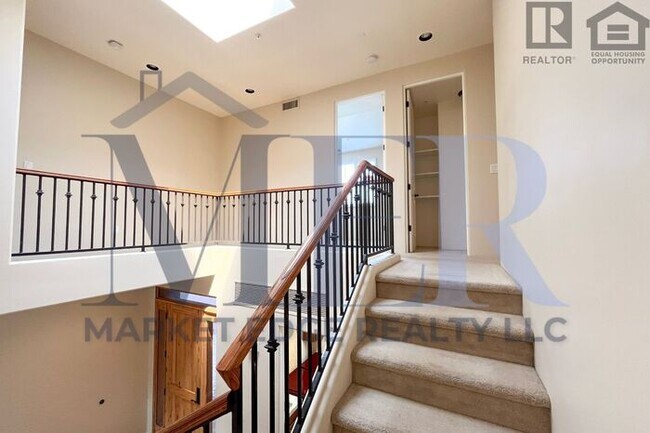 Building Photo - 3Bed/2.5Bath Townhouse in Carefree! $4499 MOVE-IN SPECIAL! Move-In Ready on 04/09/2026!
