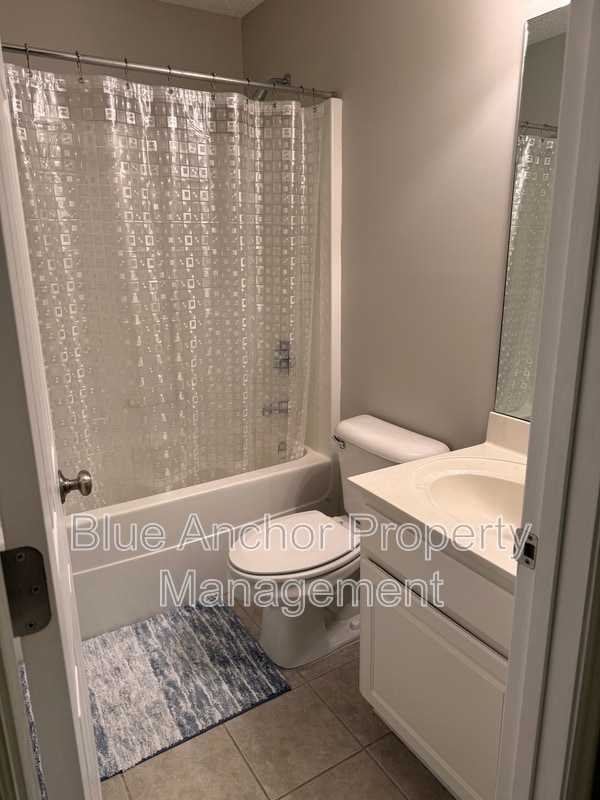 Building Photo - 1343 Chadwick Shores Dr