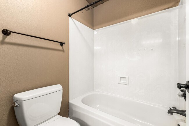 Building Photo - 11238 N 128th Pl