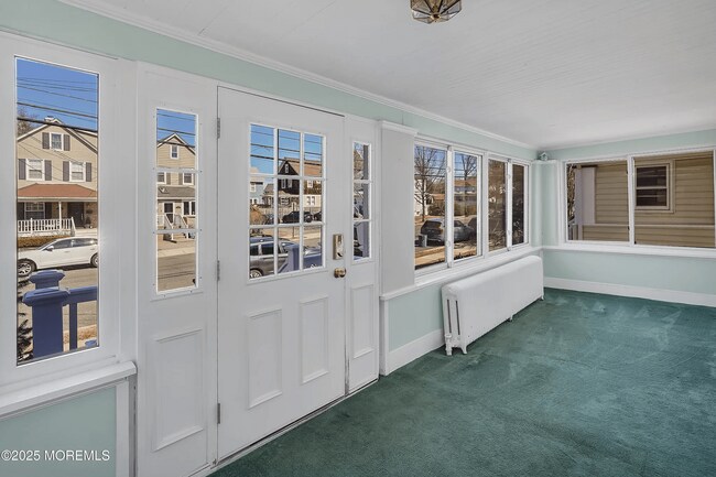 Building Photo - 62 Elm Pl