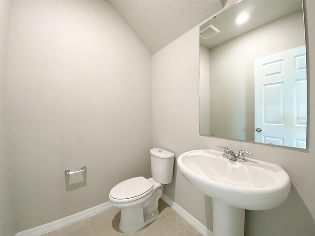 Building Photo - 773 Legacy Dr