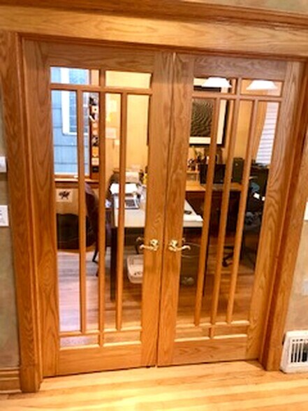 Office doors - 1843 W Waveland Ave