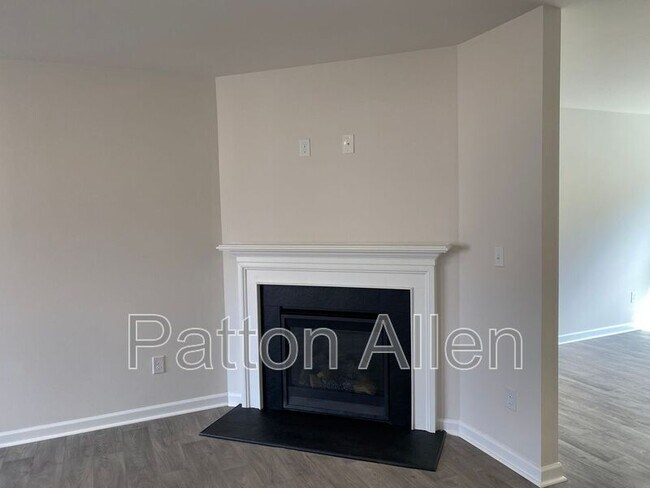Building Photo - 45 Hamrick Dr