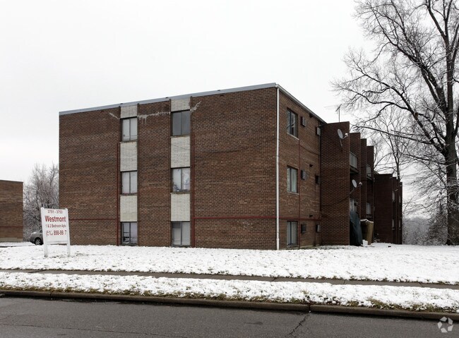 Building Photo - 3751-3753 Westmont Dr