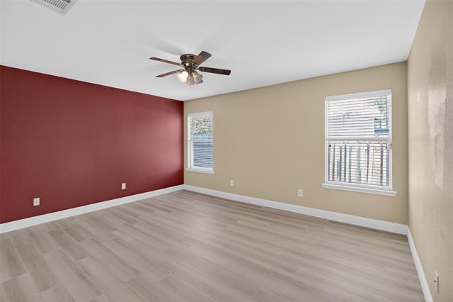 Building Photo - 2215 Splendor Ct