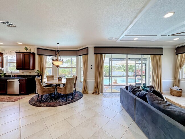 Building Photo - 11251 SW Springtree Terrace